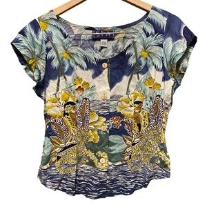SPA Womens Vintage Hawaiian Shell Beaded Button Top